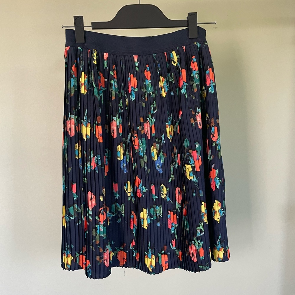 Merona Floral Pleated Skirt, size S